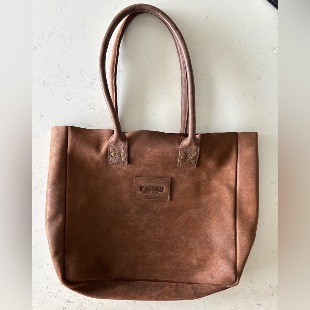 Parker Clay Merkato Signature leather tote bag in  brown